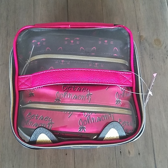 Nwt Betsey Johnson 3 piece cosmetic cat bag set - Picture 4 of 5